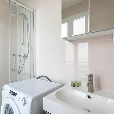 Appartement- Studio Moderne En Plein Coeur De 17eme Apartment Paris
